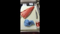 Salmon Sashimi Preparation 03 / サーモン刺身準備 03 左サイド掃除の仕方