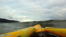 Mar, praia, navegando em mares com garrafas PET de 2 litros, a bordo do SUP, Caiaque, Ubatuba, SP, Brasil