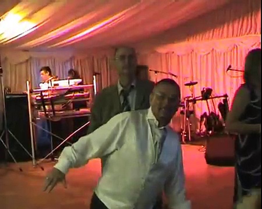 Why dads shouldn't be allowed to dance at weddings