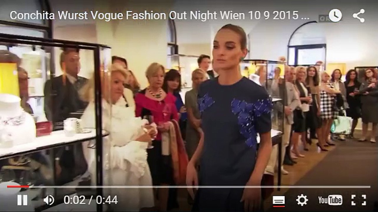 Conchita Wurst - Vogue Fashion Out Night Wien 10.9.2015 Sottotitoli Italiano