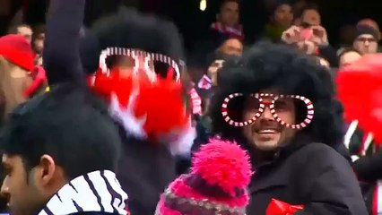 La Kisscam del Calderón  pasión, amor, una cobra y un beso robado   MARCA com