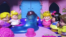 DISNEY PRINCESS RAP BATTLE Little Mermaid vs Snow White PEPPA PIG BELLE CINDERELLA AURORA RAPUNZEL