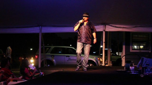 E-Rock sings 'Never Gonna Fall In Love Again' Elvis Week 2015