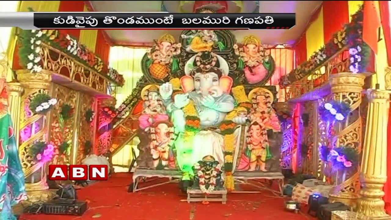 How the Ganesh idol should be ?