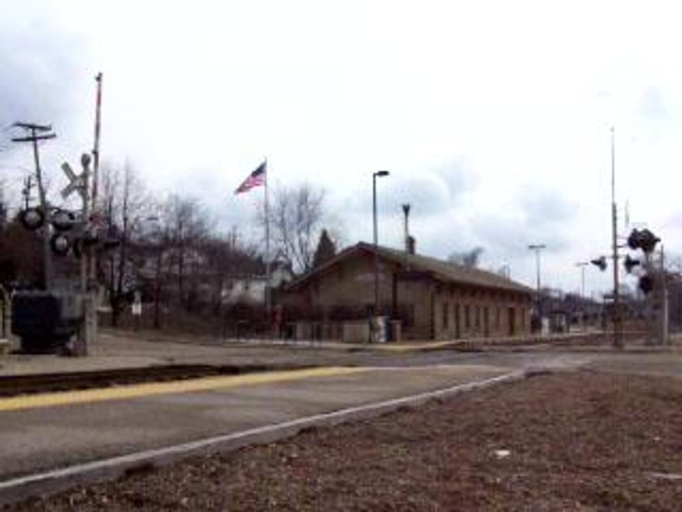 Inbound Texas Eagle at Lockport