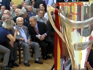 Galatasaray'dan Fatih Terim'e plaket