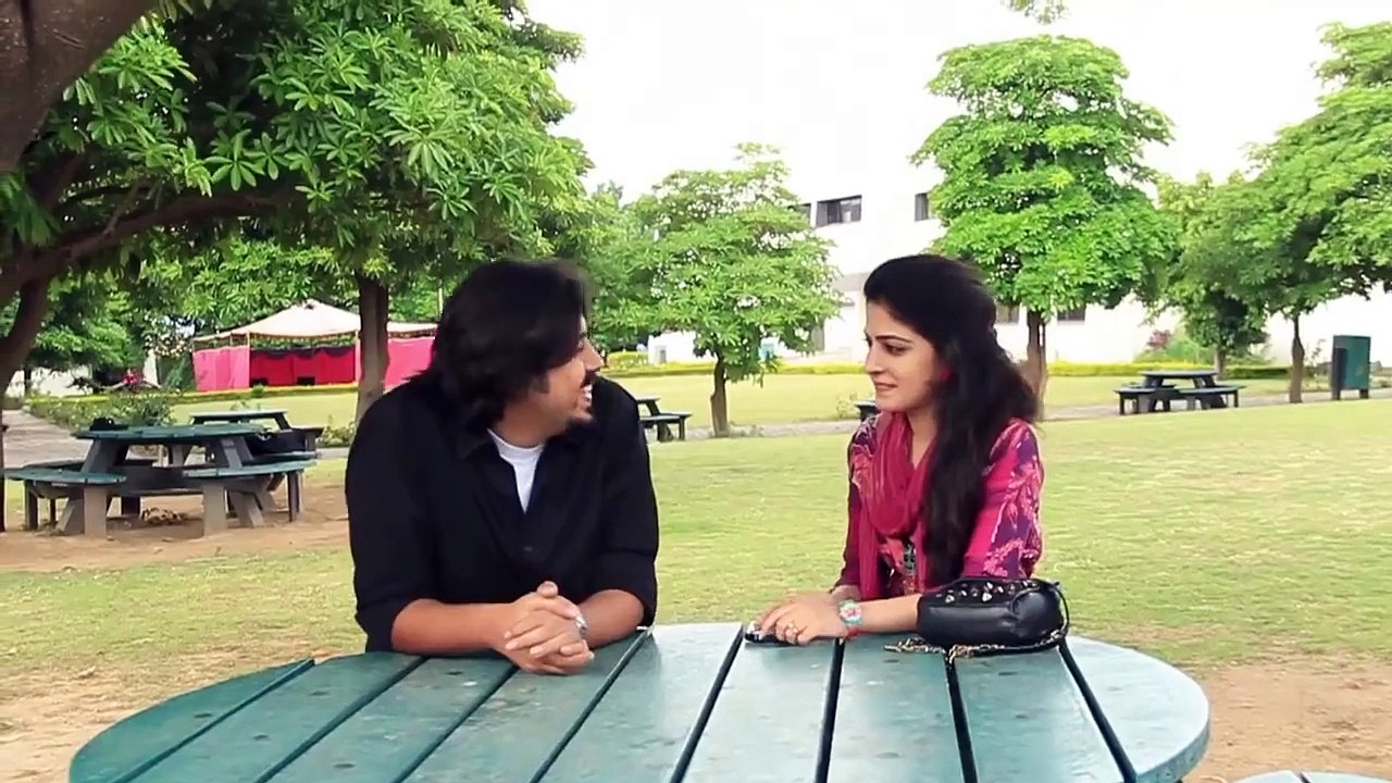 Kaminey friends be like - Vine