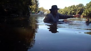 wilderness Karuah river adventure, fishing camping in my old boat Part 1