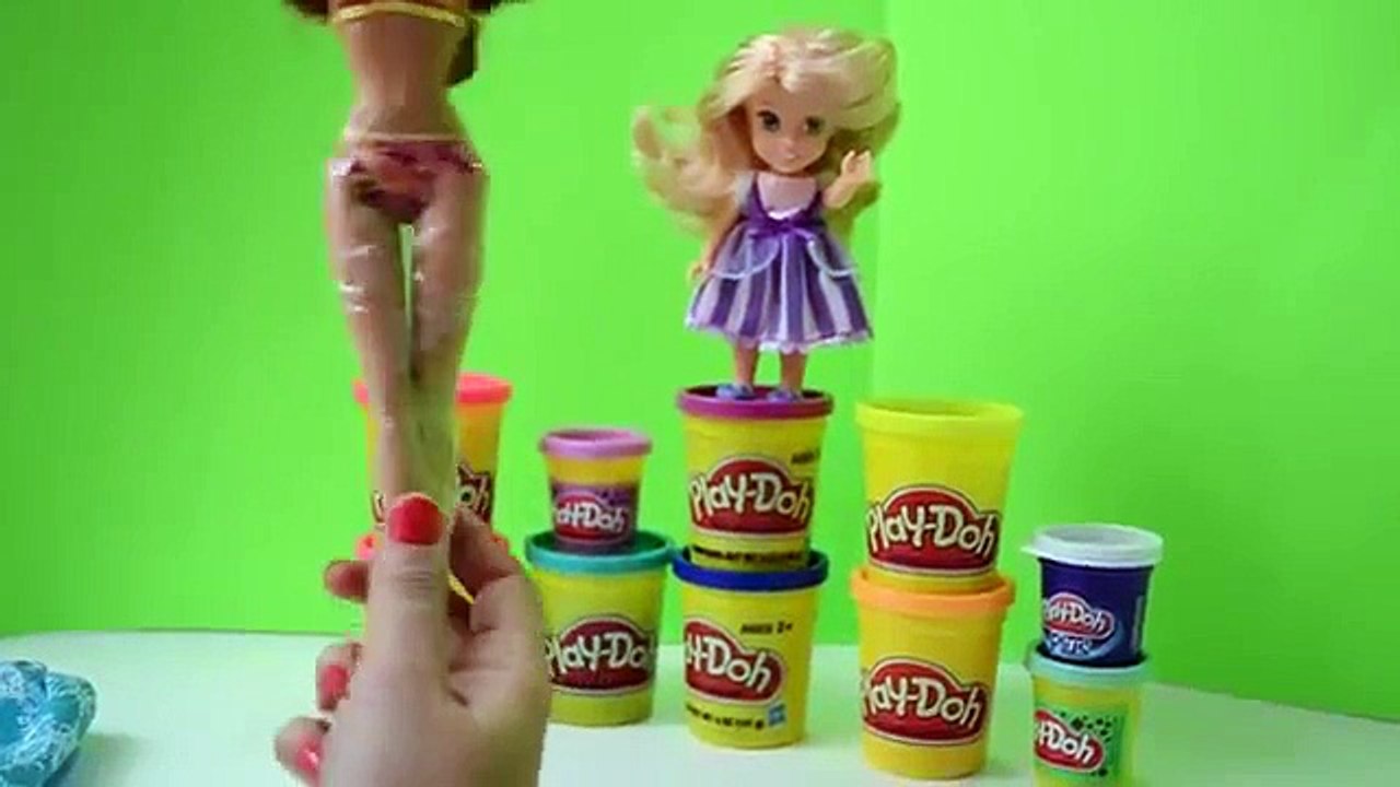Massinha de Modelar Play Doh Boneca Barbie Fantasia de Sereia Carnaval Princesa Ariel