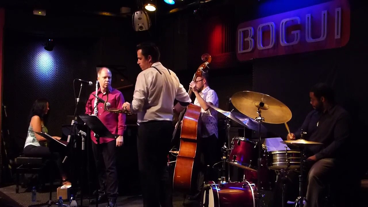 AMINA FIGAROVA PLAYS "BLUE WHISPER" / Bogui Jazz, 11 de septiembre de 2015 / "Blue Whisper"