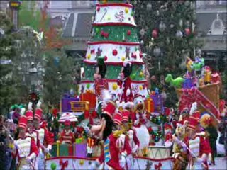 Disneyland Paris, Présentation de la saison de Noel 2015