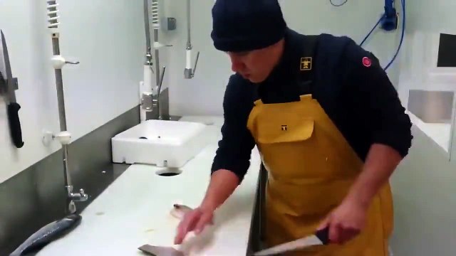 How To Fillet A Whole Salmon How To Make Sushi Series - How to Make Sushi Vinegar 2015