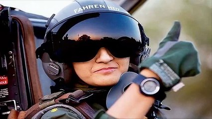 World 10 Most Attractive Female Armed Forces - Pakistan SOCH