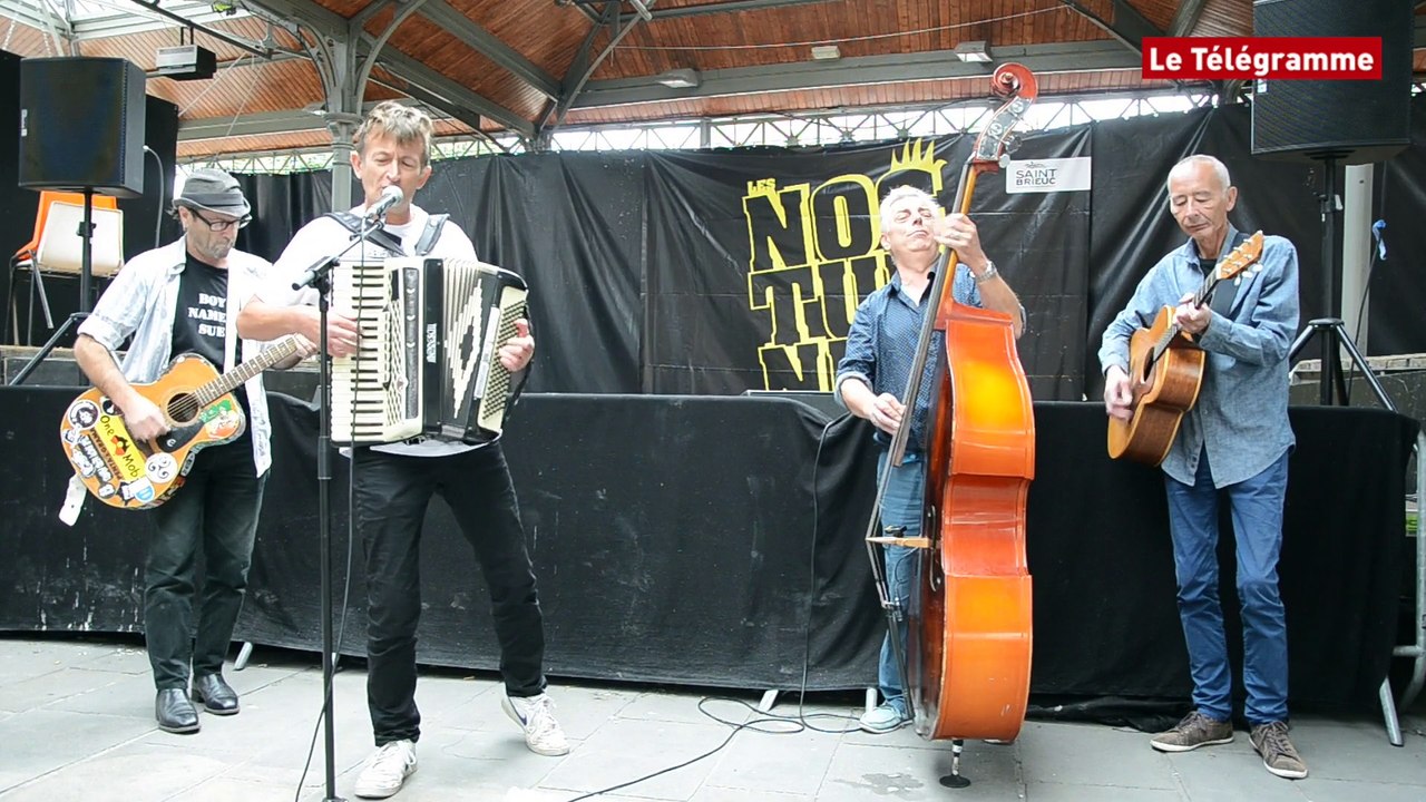 Saint-Brieuc. Ils étaient 200 à chanter Brassens