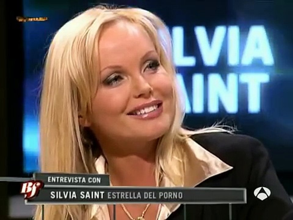 Silvia Saint Entrevista en Buenafuente - A3 - (4-10-2006) parte 2de2.