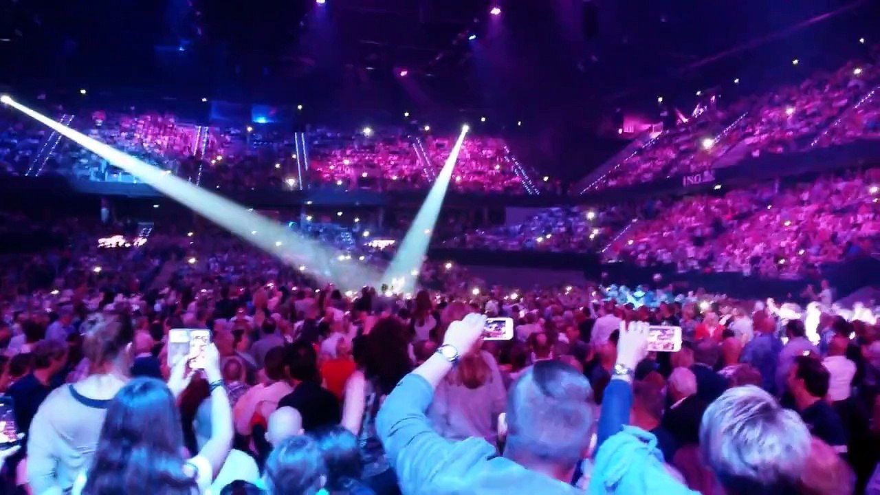 2015 09 13 Elvis 80th Anniversary Show   Intro & Viva Las Vegas