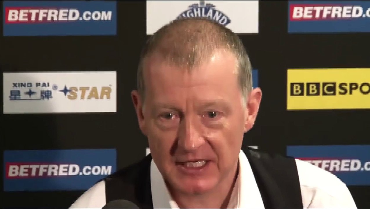 Steve Davis beats John Higgins in the Betfred.com World Snooker Championship