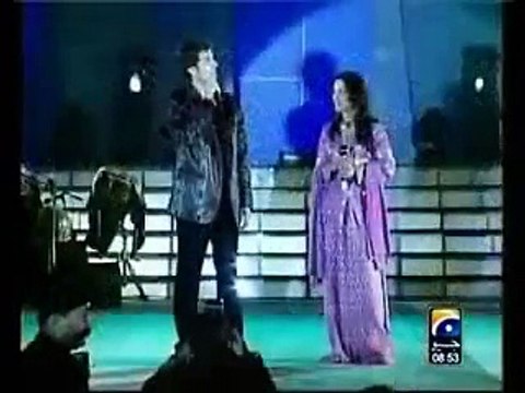Sonu Nigam Singing In Female Voices Amazing