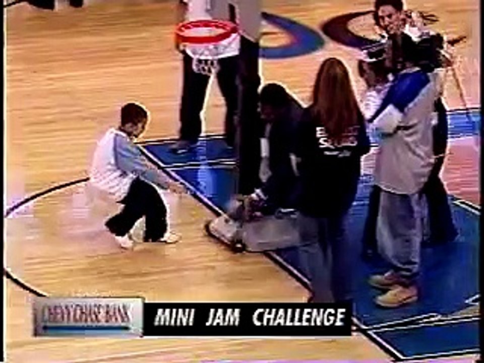 Funny Kids Best Dunk Contest at Washington Wizards Game