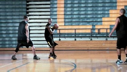 Kobe Bryant (Reverse Layup)