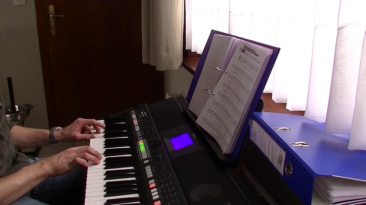 Westlife You raise me up on yamaha psr-s650
