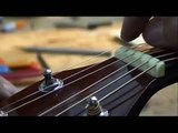 Comment changer les cordes sur votre guitare accoustique