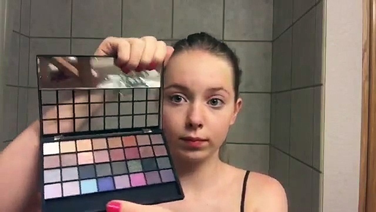 Introductory video for my channel/Go to makeup look