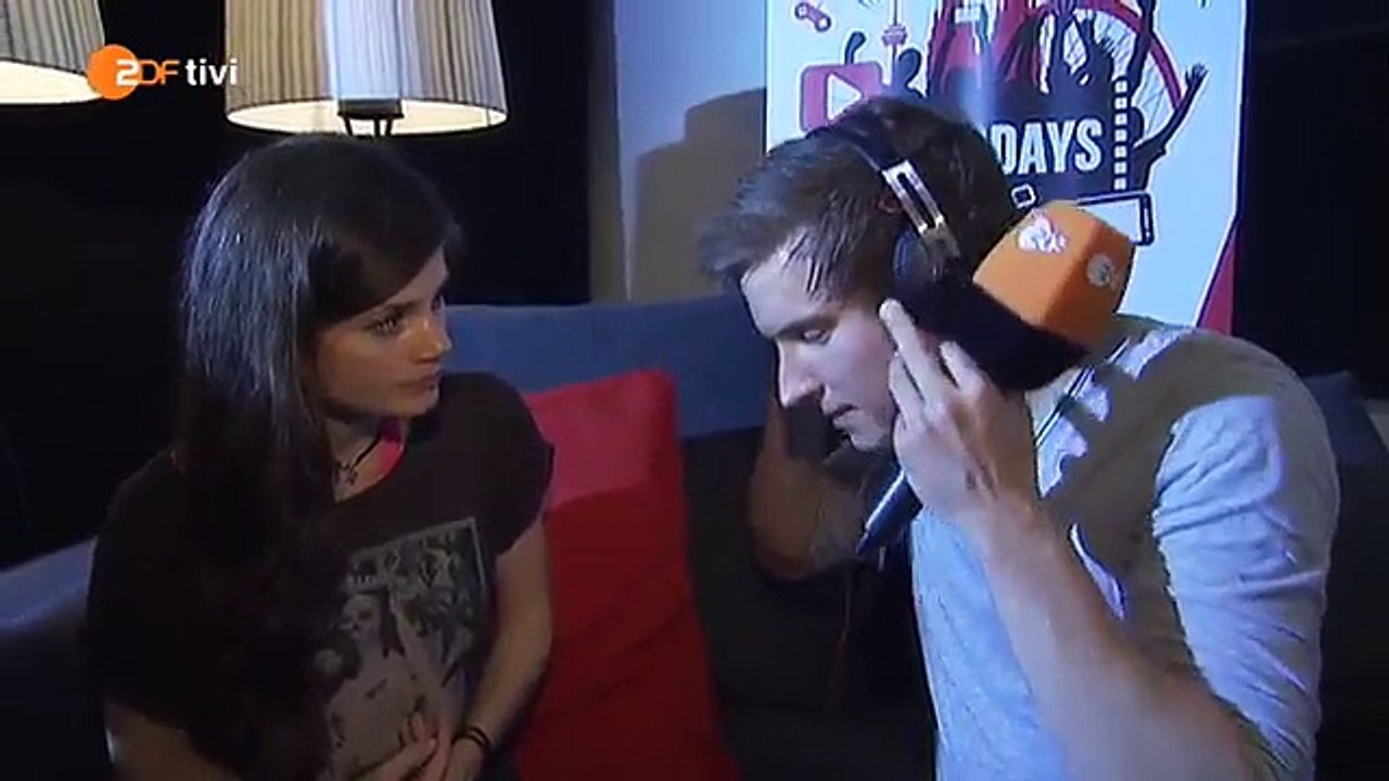 Joyce im Interview - logo! - ZDFtivi
