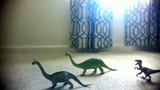 Velociraptor vs longneck dinosaur