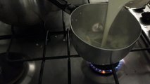 MeirelesReceitas - how to a make hot chocolate!! Como fazer chocolate quente !!