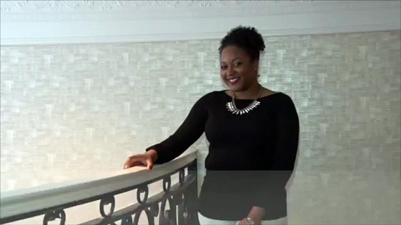 The Power of Stilettos On The Pavement - LSherie