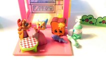 Shopkins Cinderella Mice Hello Kitty Fun Day: Hello Kitty Ice Cream Shop & Flower Shop