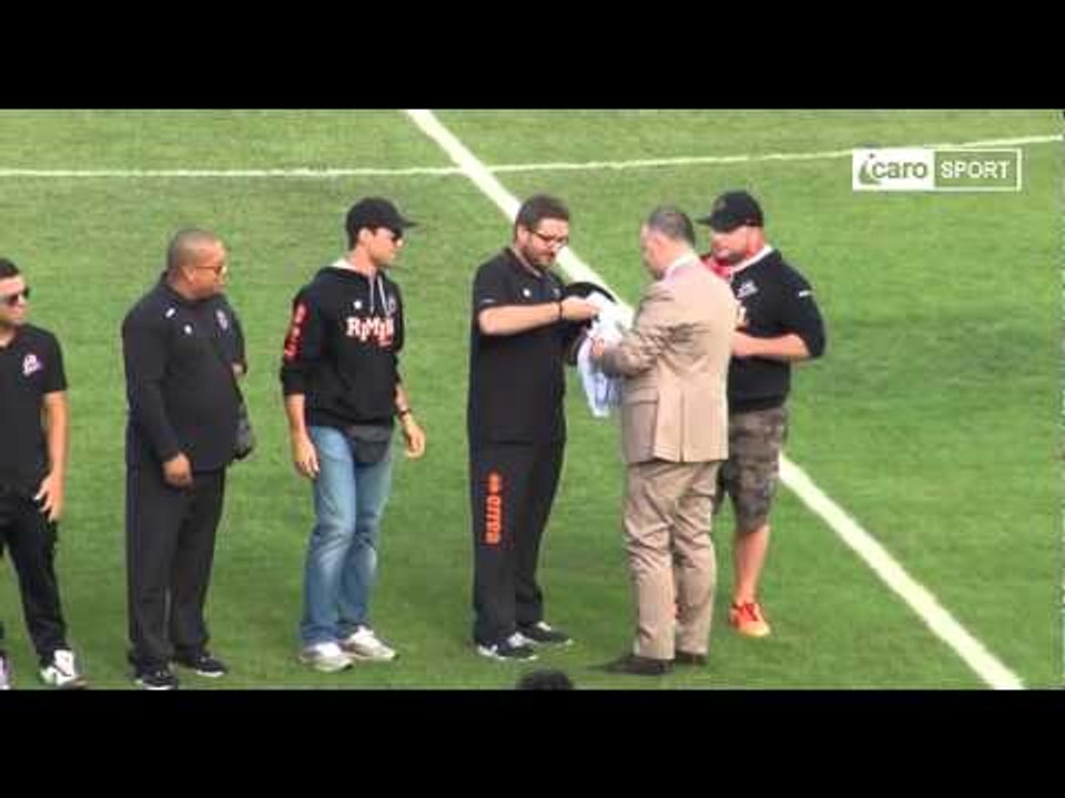 Icaro Sport. L'omaggio dei tifosi della Rimini Calcio ai Pirati, campioni d'Italia