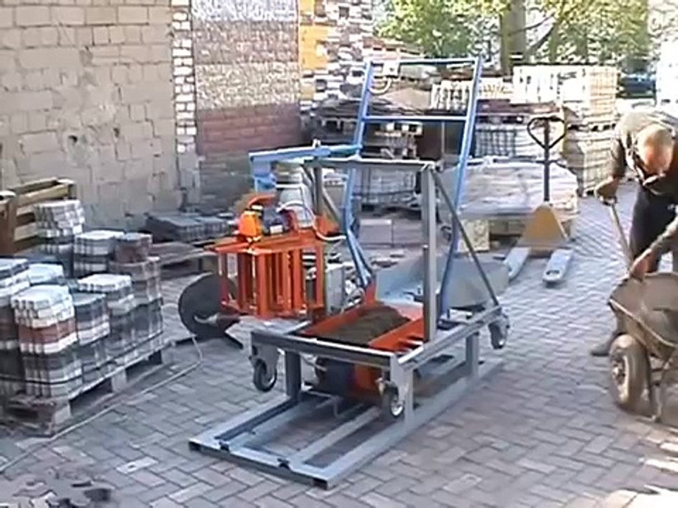 Concrete Block Making Machine BLOX-2TS - DIY (Do It Yourself) - Homemade from drawings.