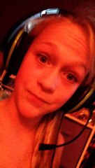 da-fox-with-u-tube-noobs