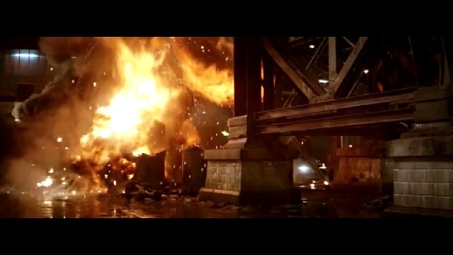 Batman Begins Scene -Ra's al ghul Vs Batman - Train Scene
