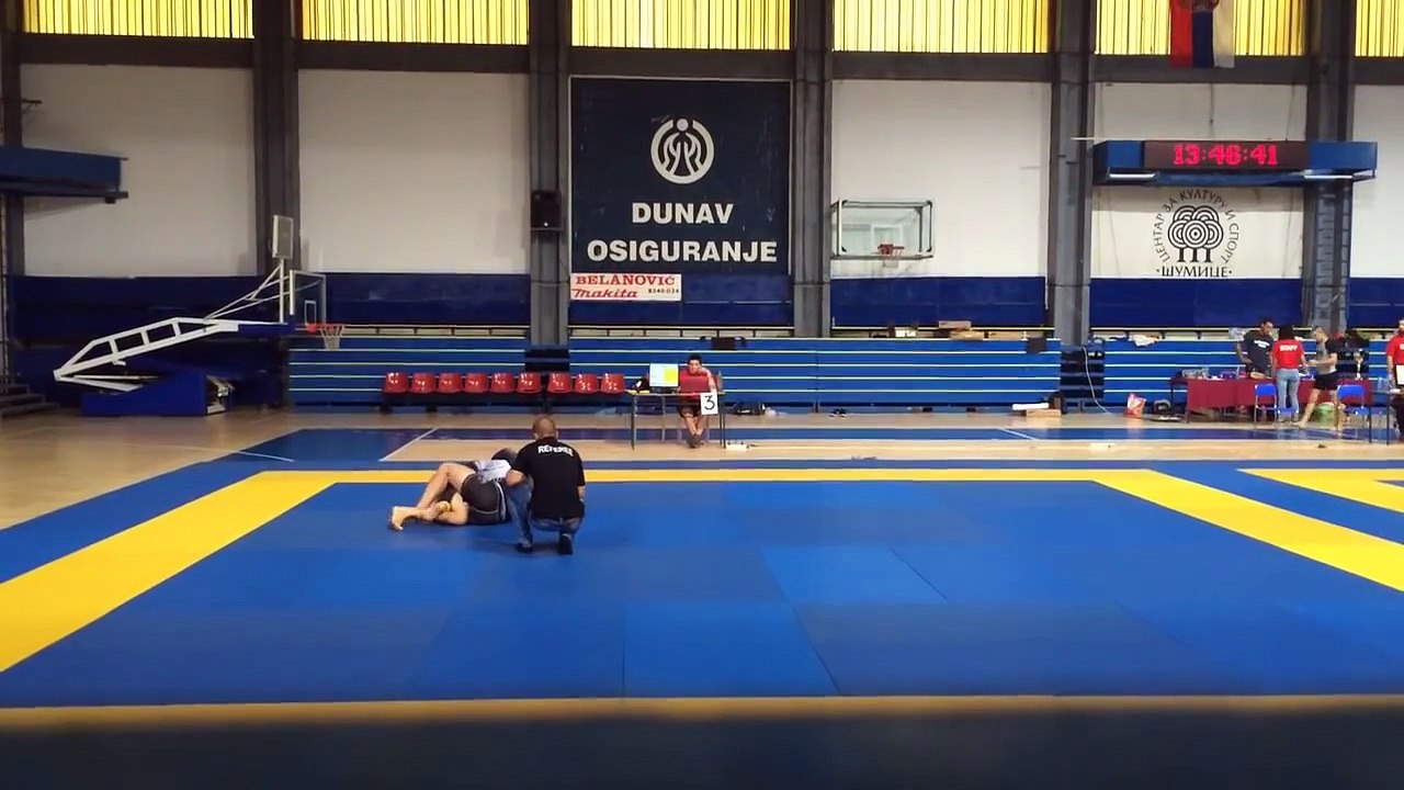 Ivo Monster vs XXX   1st fight Belgrade No Gi 2015