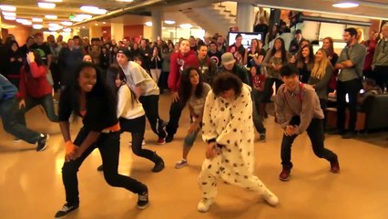 Gangnam Style + Thriller Flashmob - Washington State University - Go Cougs!