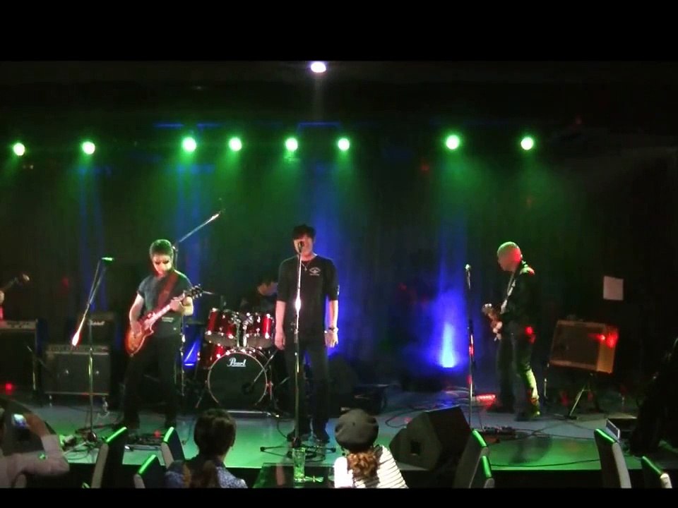 ANTI AGING ROCK BAND 150912 2