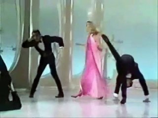 Presenting... ELIZABETH MONTGOMERY