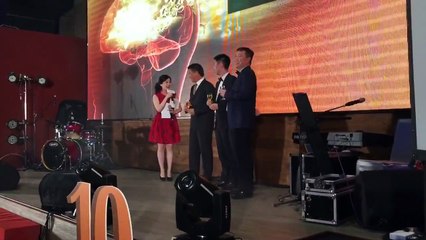 楊小黎中英文主持西門子晚宴訪問外國貴賓Siemens gala English interview尾牙 記者