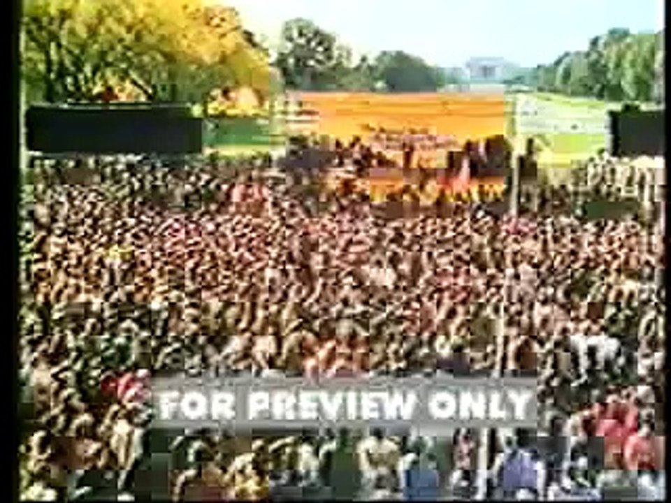 Off the Straight & Narrow: Lesbians, Gays, Bisexuals & TV