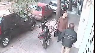 Así se roban una moto en Rosario