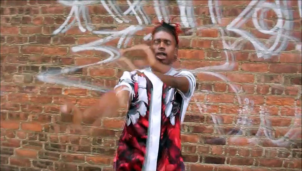 Lorenzo Breeze - Ching Ching (Clip)