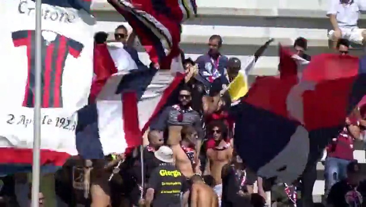 Crotone vs Novara 2-1 highlight and all goals 12.09.2015