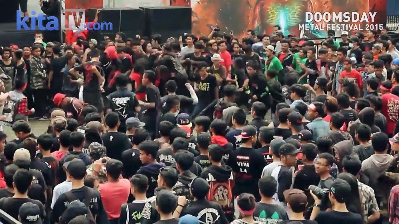 Revenge The Fate - (Live at Doomsday Metal Festival 2015)