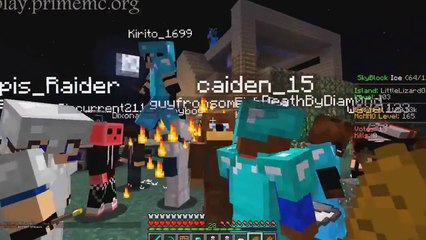 Minecraft Skyblock Fun : ISLAND ATTACKED!