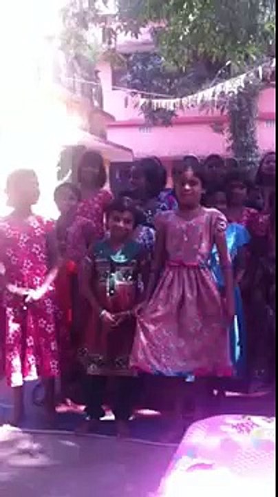 Children's welcome song in India