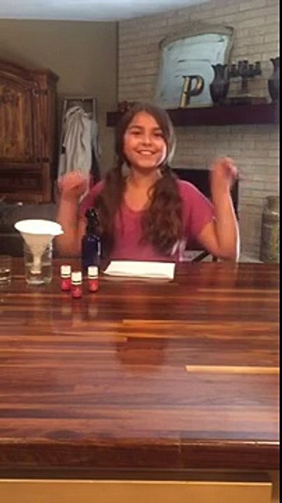 Abbys DIY homemade outdoor spray with essential oils