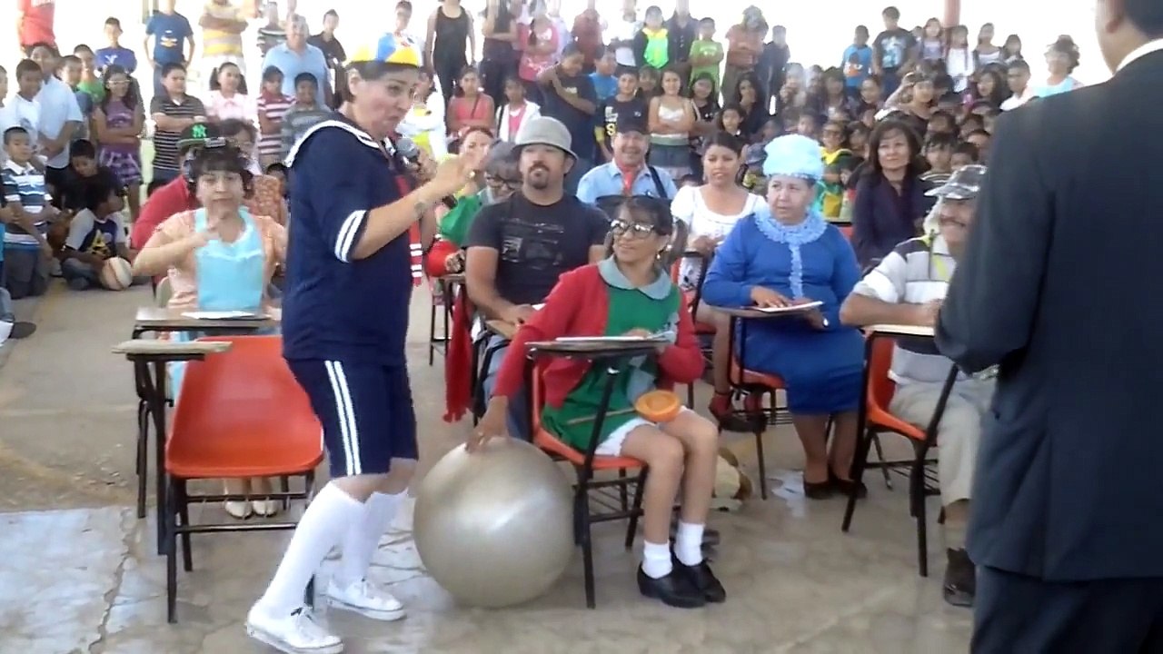 PARODIA CHAVO DEL 8*********